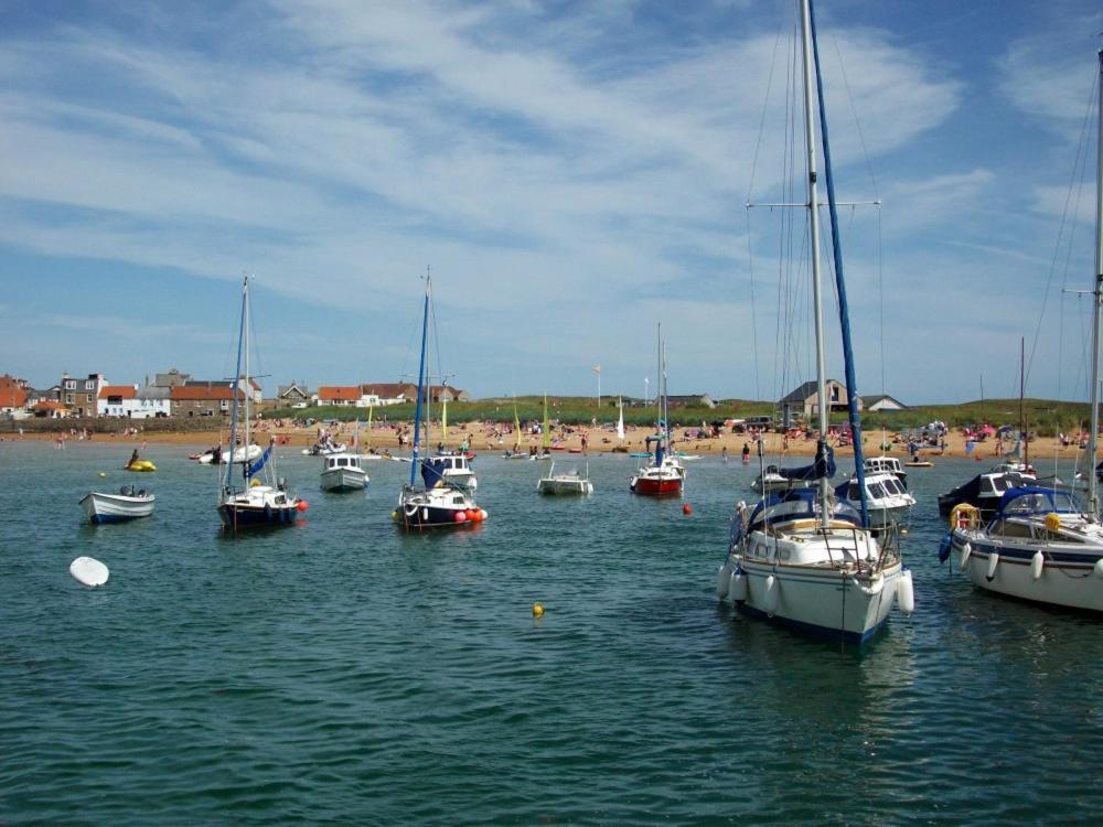 Kinneuchar - By Elie, Dog Friendly.